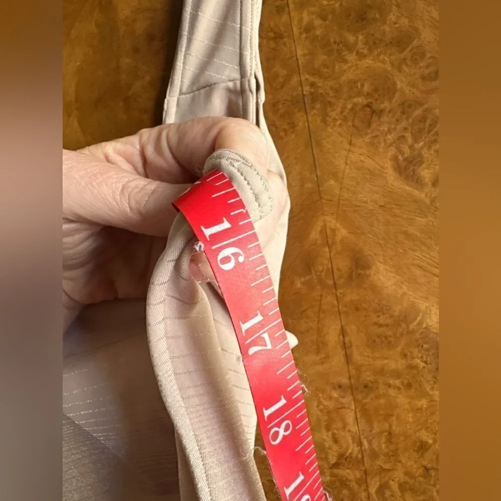 Shaping undershirt  - Picture 2 of 5